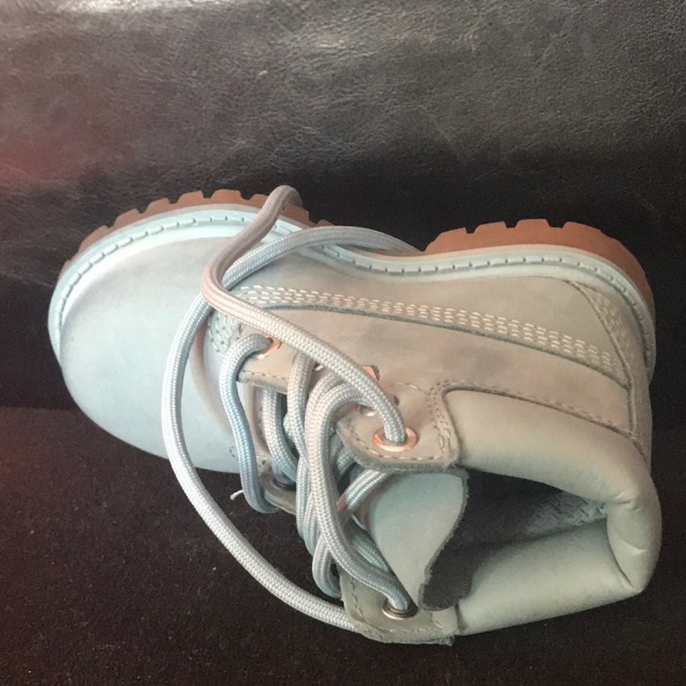Baby blue timberland boots - Picture 3 of 4